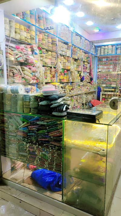 Laice Sara Saman fur sell krna ha