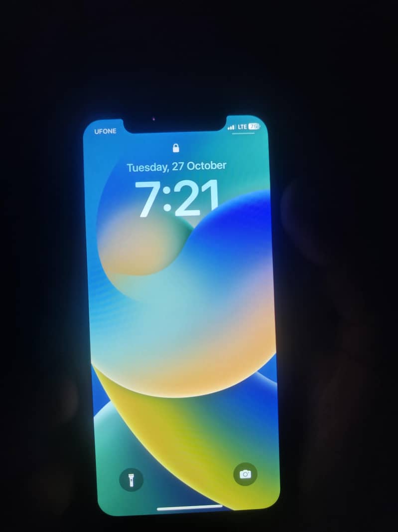 Apple iPhone X 0