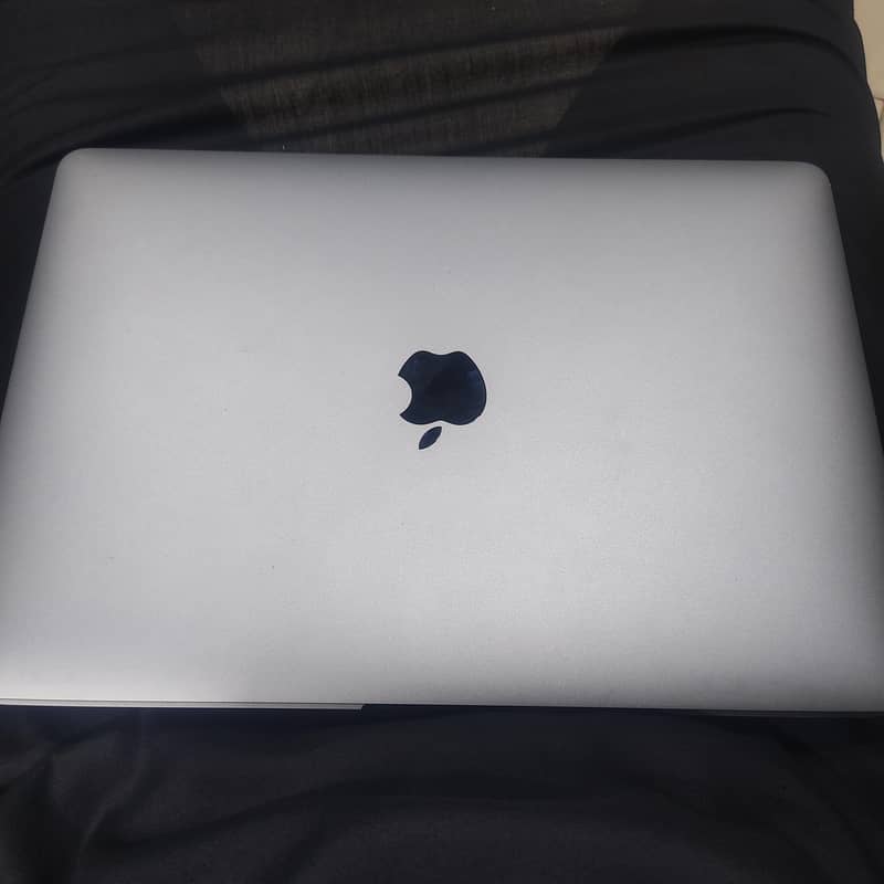 MacBook Pro 2022 M2 0