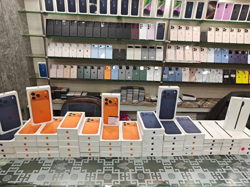 Apple iPhone 8 Plus 0