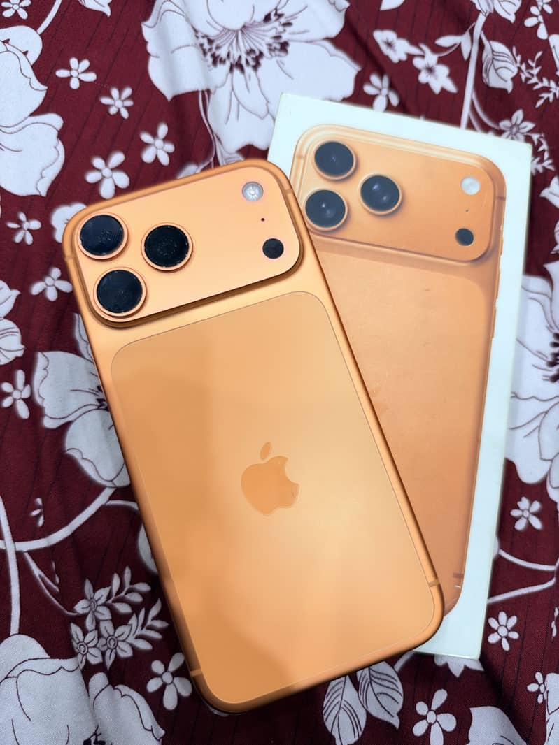 Apple iPhone 17 Pro Max 1