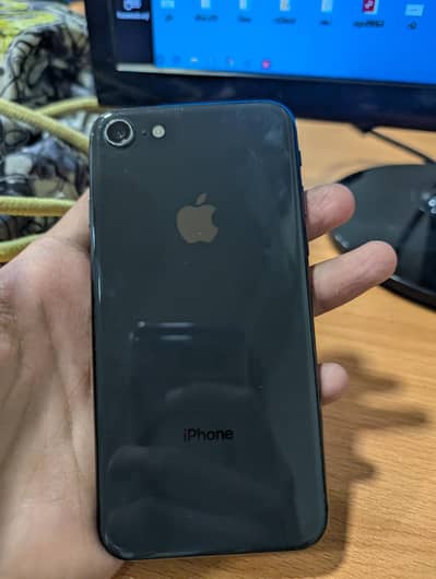 Apple iPhone 8