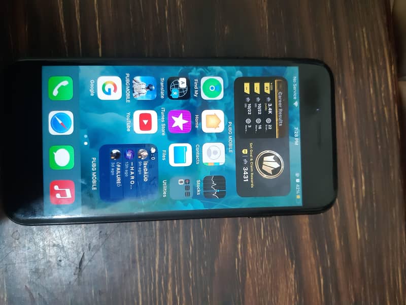 Apple iPhone 7 0