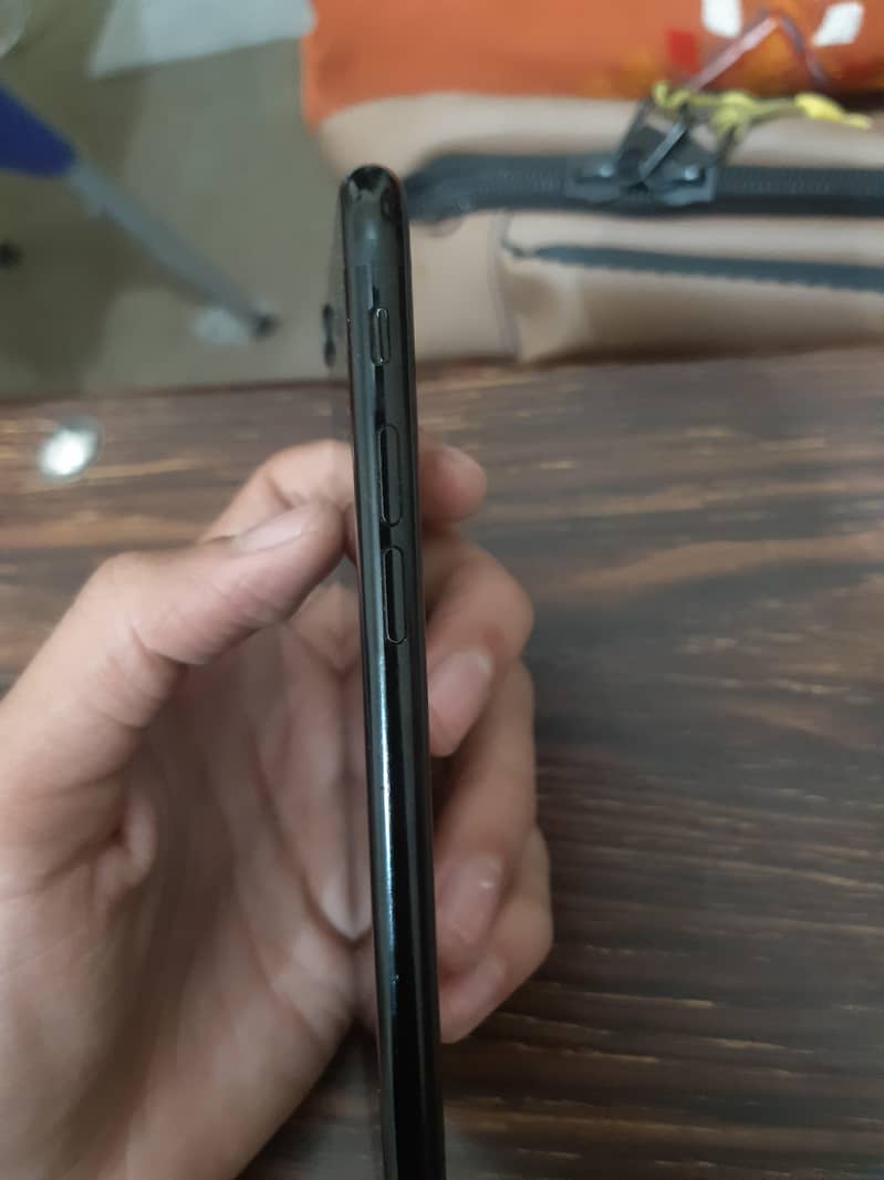 Apple iPhone 7 2