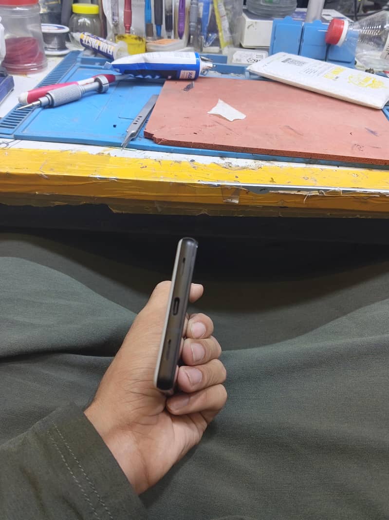 Google Pixel 6a 4