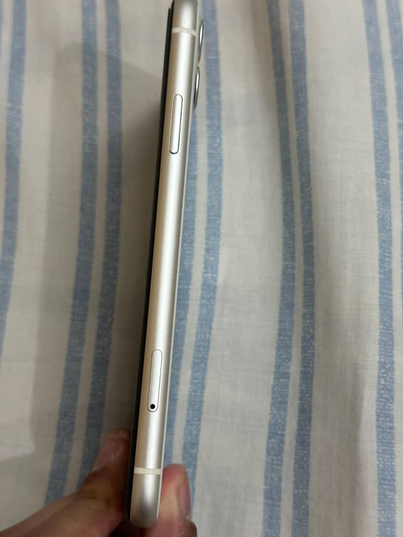 Apple iPhone 11 2