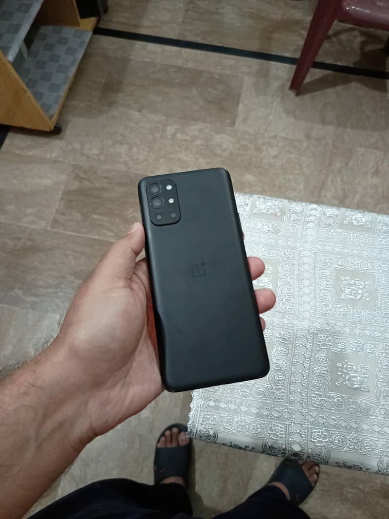 One Plus 9 4