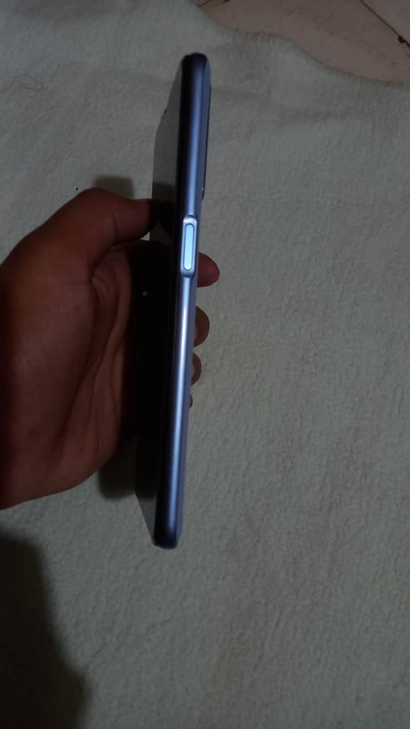 OPPO A56 0
