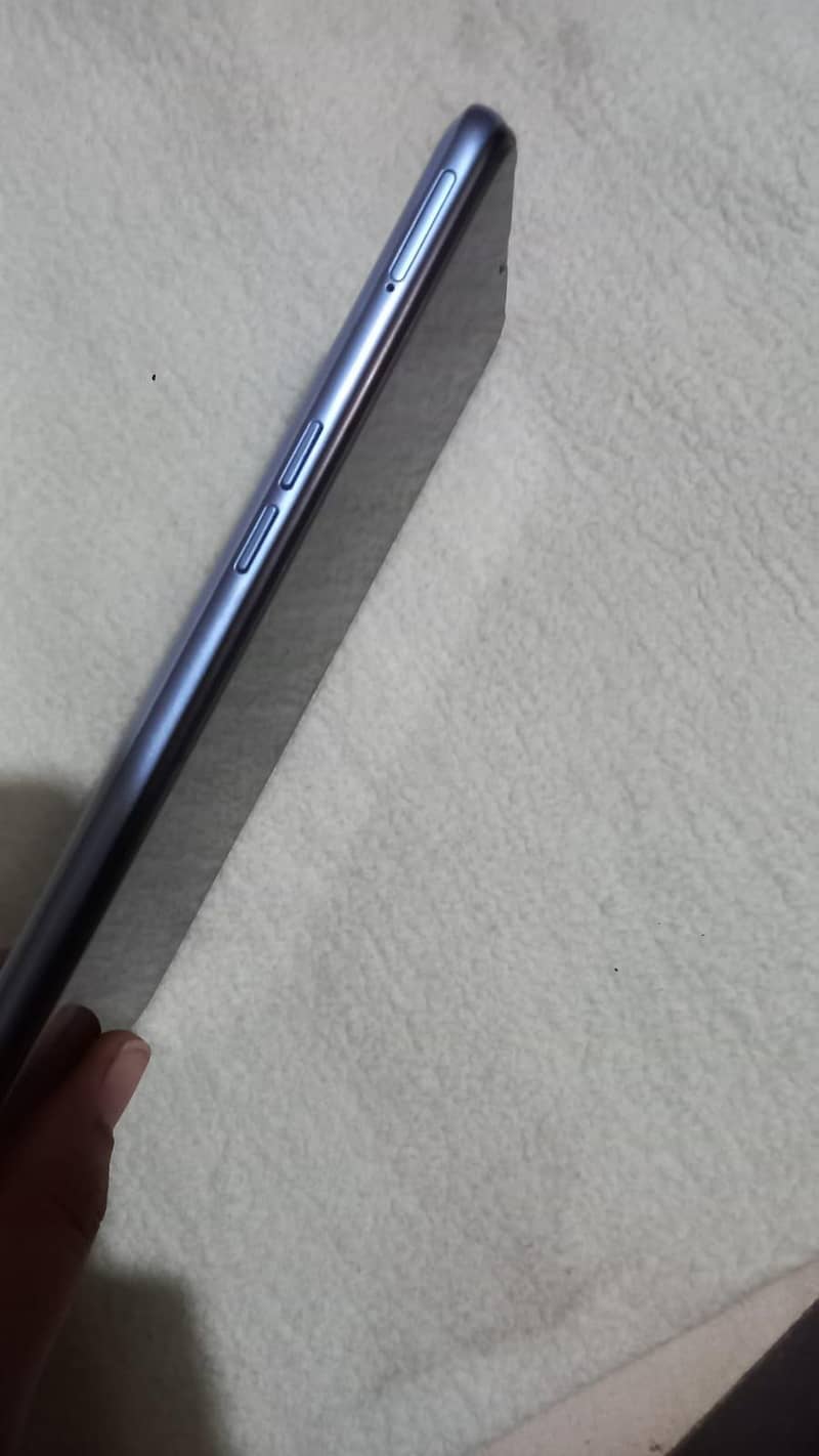 OPPO A56 3