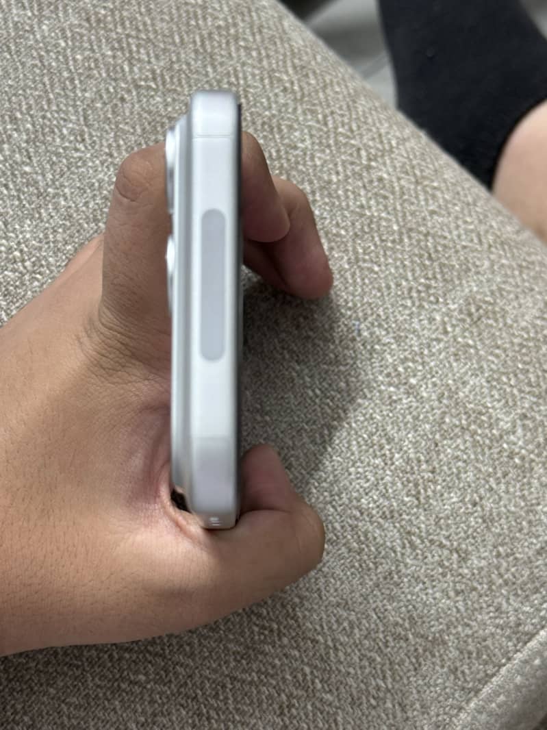 iPhone 17 Pro Max FU 2