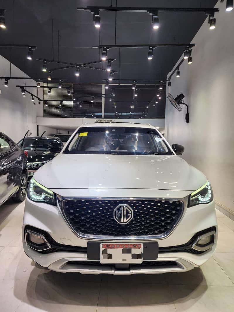 MG HS 2021 0