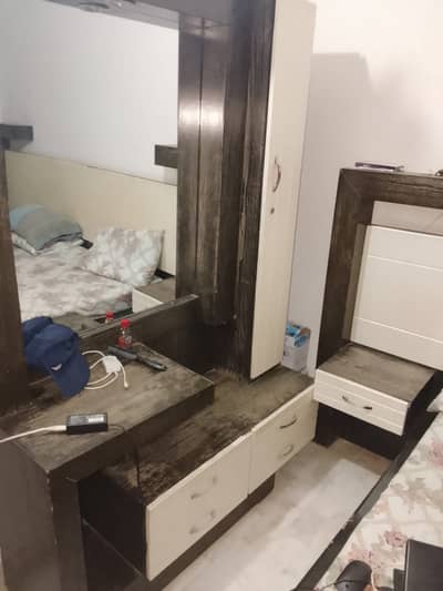 Bedroom Furniture Set – Bed, Divider, Cupboard, Dressing & Side Table
