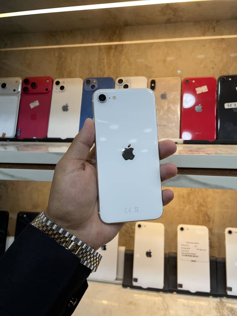 Apple iPhone SE 0
