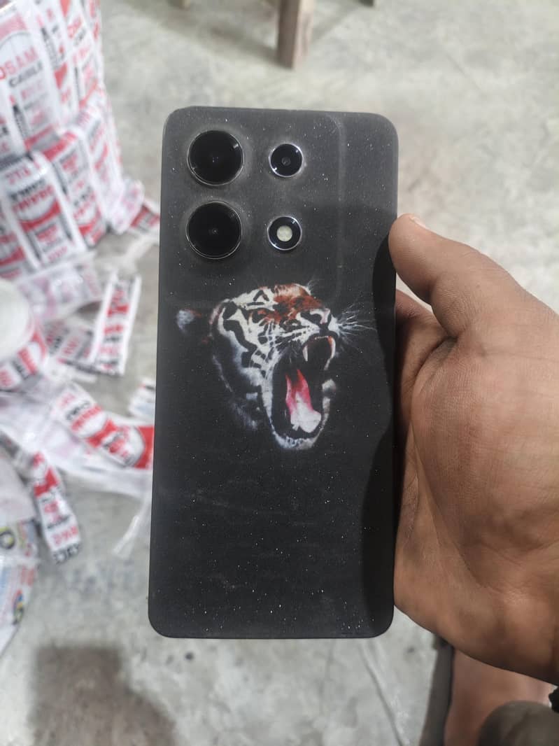 Infinix Note 30 8/256; 4
