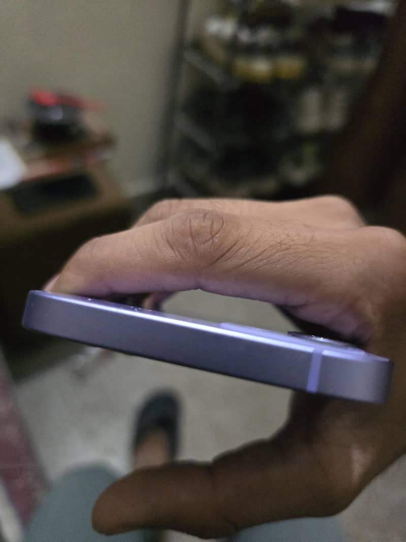 Apple iPhone 12 2