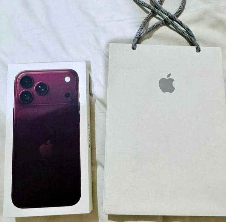 Apple iPhone 18 Pro Max 0
