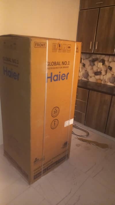Haier Fridge HRF 316 in excellent condition (like new)
