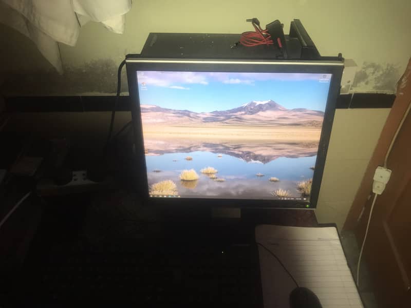 LENOVO COMPUTER WITH ALL COMPONENTS 1