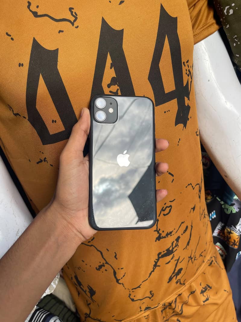 Apple iPhone 11 0