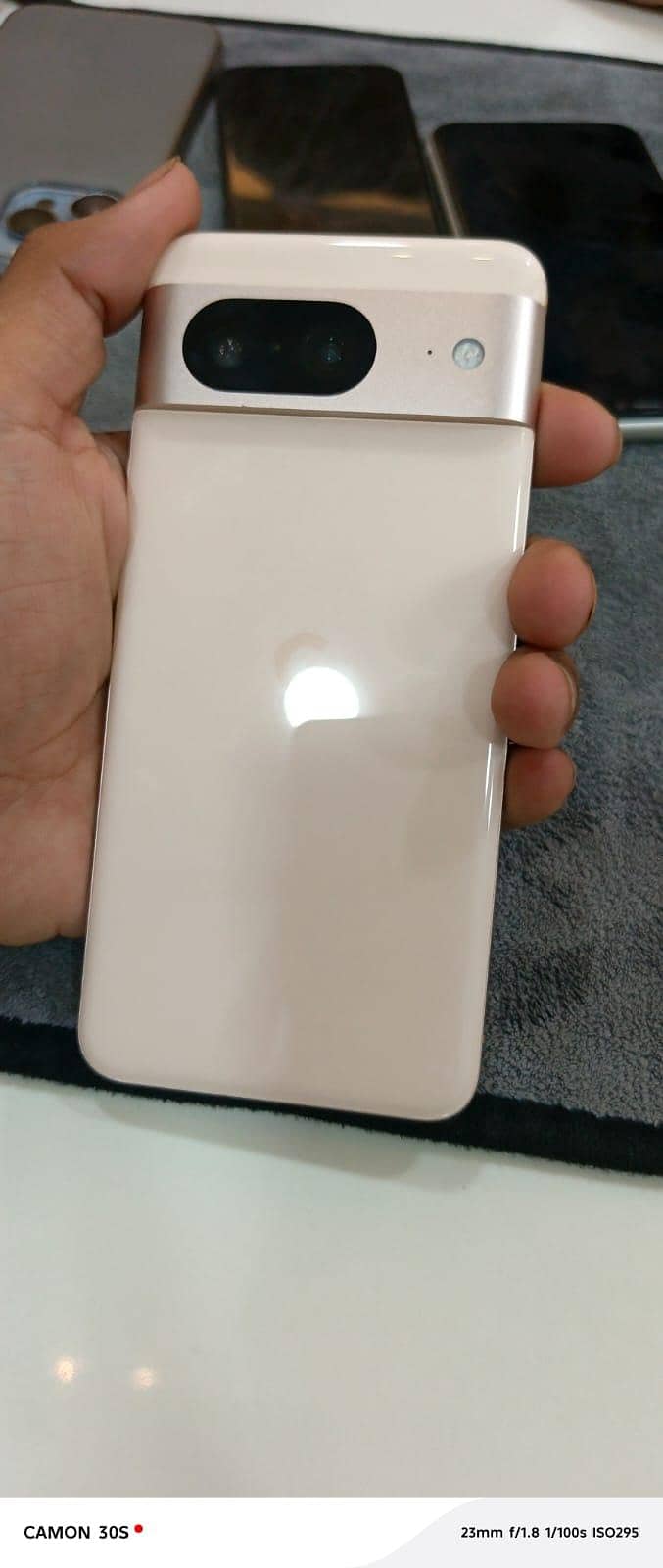 Google Pixel 8 0