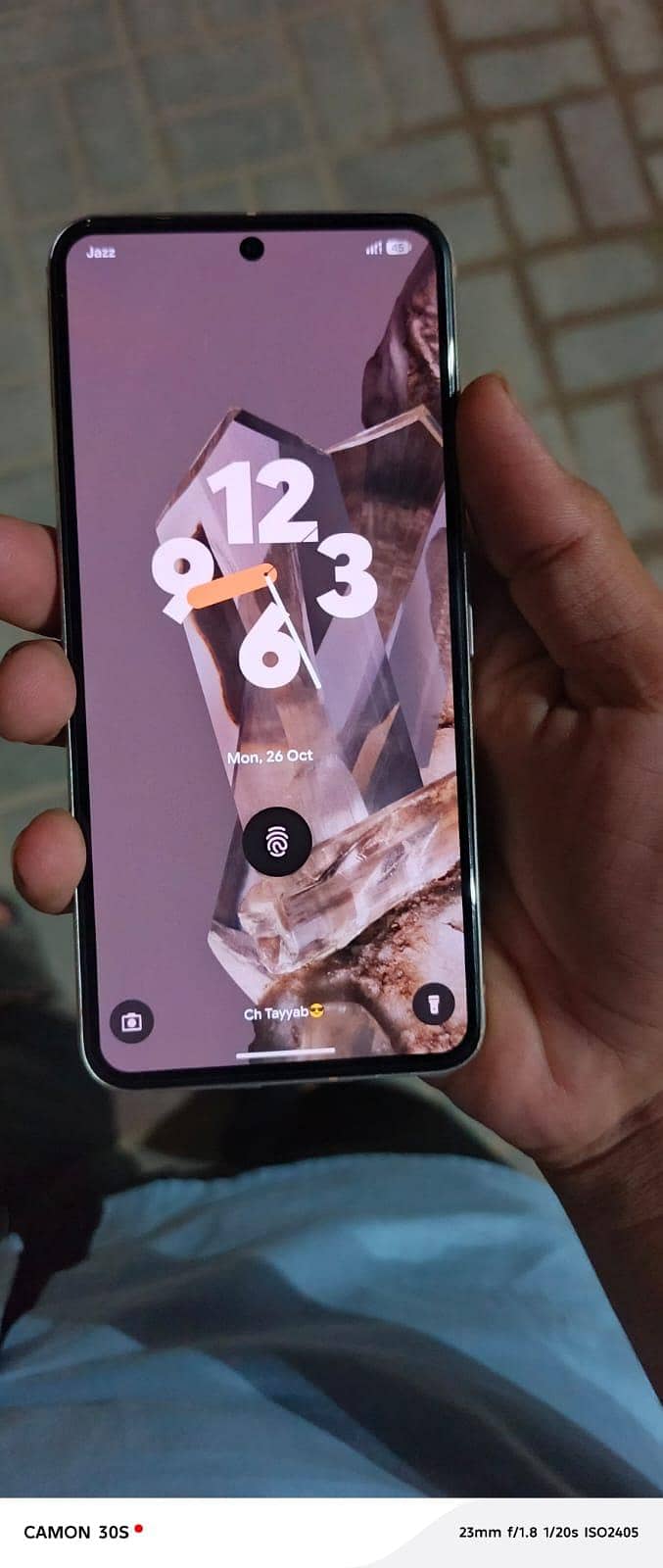 Google Pixel 8 4