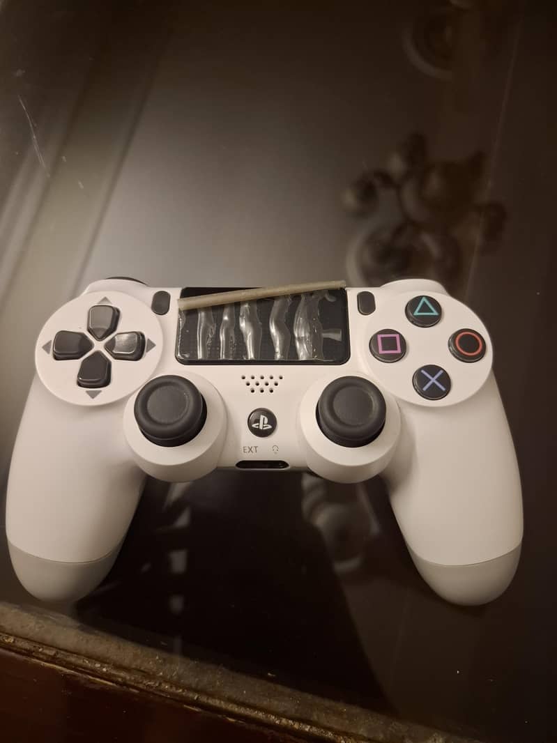 PS Dualshock 4 (ps4) controller 0