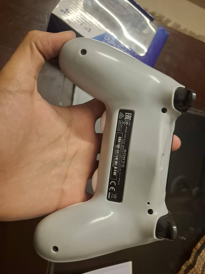 PS Dualshock 4 (ps4) controller 2