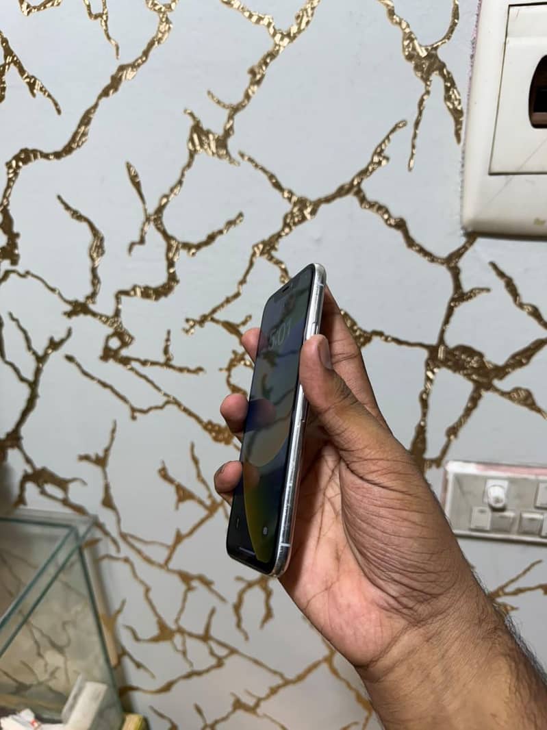 Apple iPhone X 1
