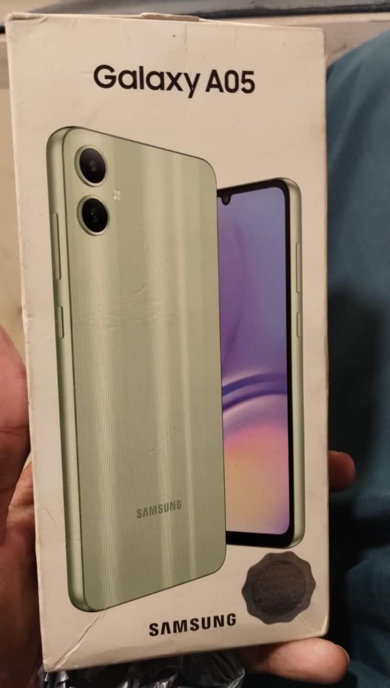 Samsung Mobile A05 1