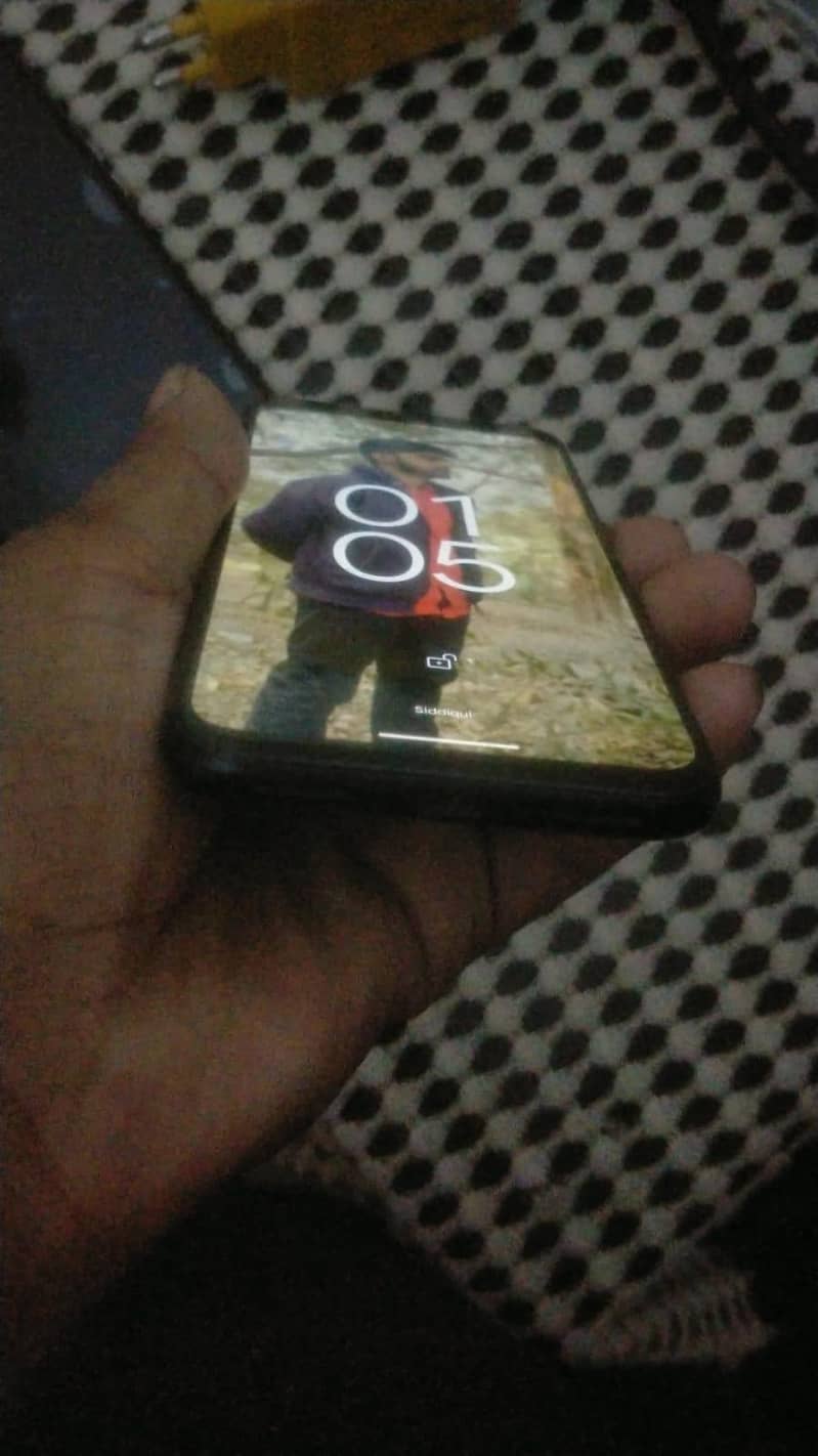 Google Pixel 4 3