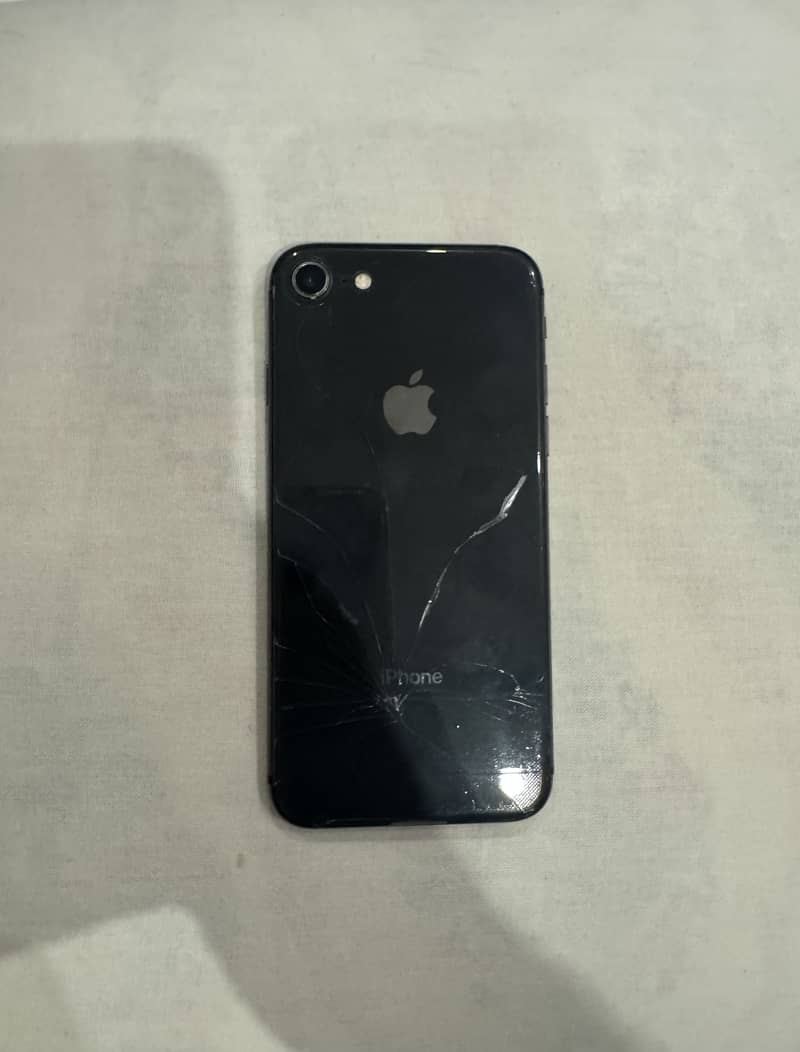 Apple iPhone 8 2