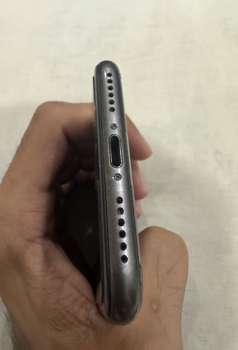 Apple iPhone 8 5