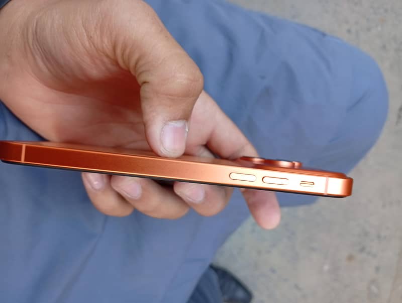 Apple iPhone 17 converted 3