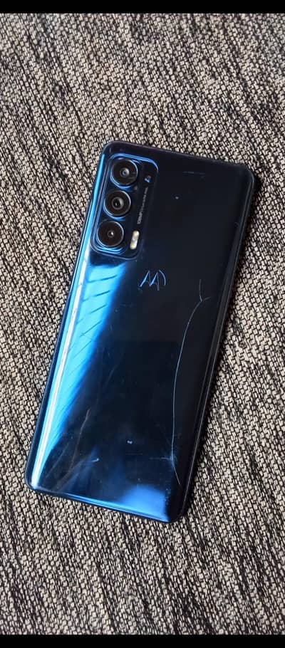 MOTOROLA EDGE 2021 . . .