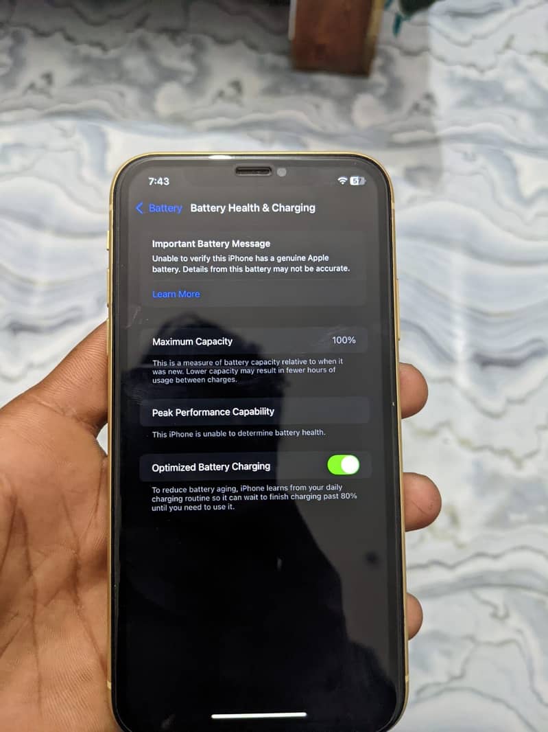 Apple iPhone XR 8