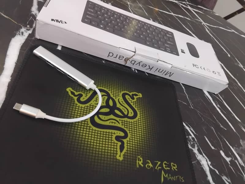 keyboard n mouse with connector - Computer Components - 1120944072