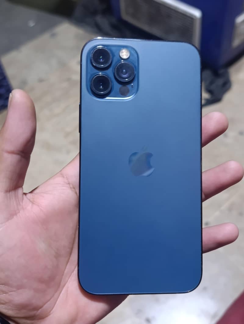 Apple iPhone 12 Pro 0