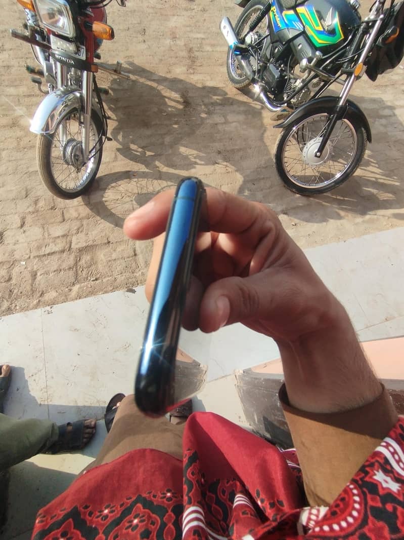 iPhone 11 pro 1