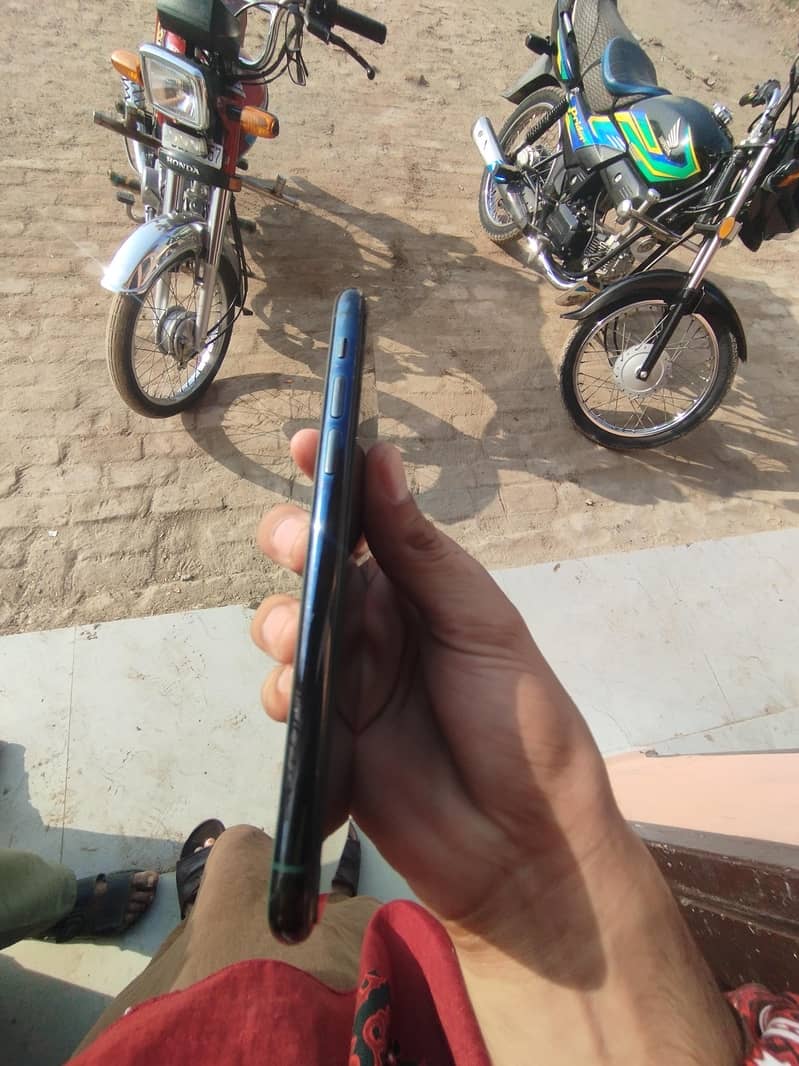iPhone 11 pro 2