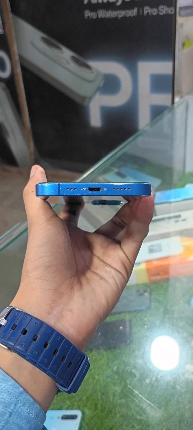 Apple iPhone 13 3
