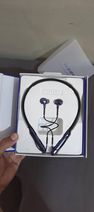 Ronin Rage Neckband R3505