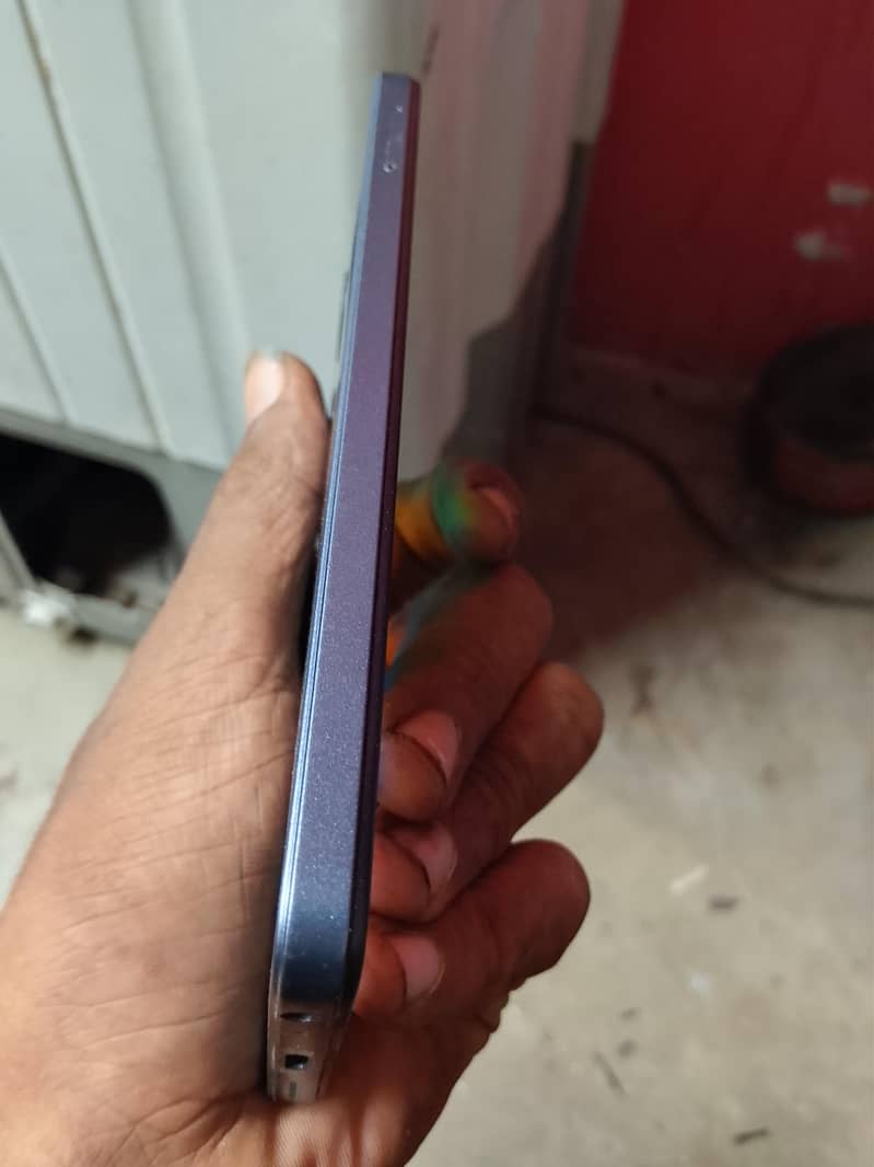 Tecno Spark 20C 3
