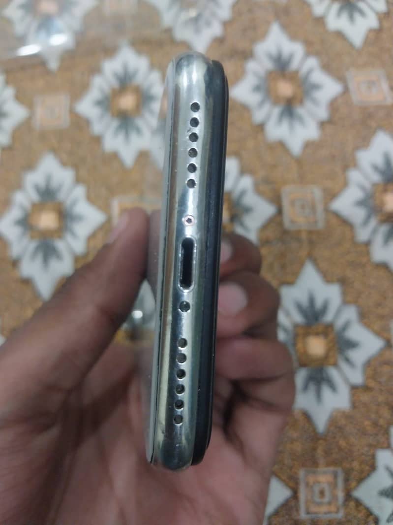 Apple iPhone X 2