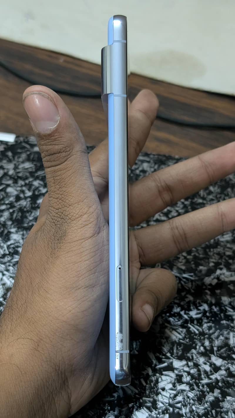 Google Pixel 8 Pro 3