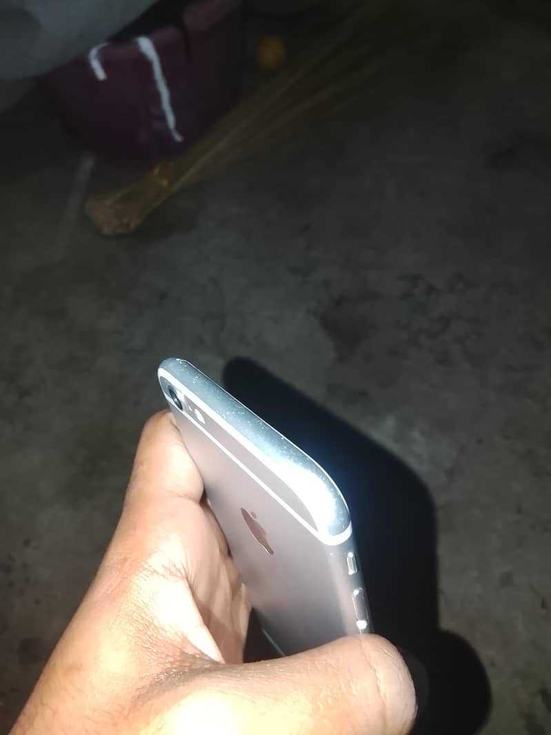 Apple iPhone 6 3