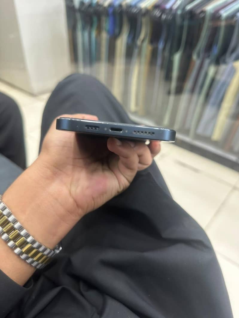 Apple iPhone 12 Pro Max 3
