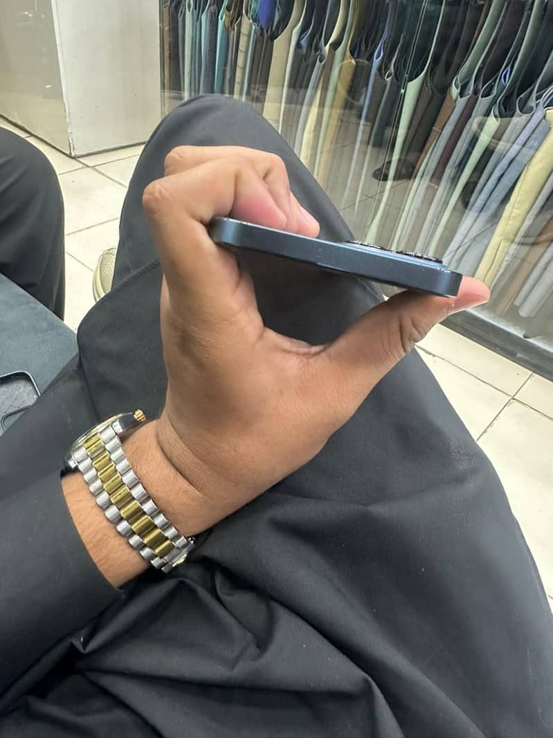 Apple iPhone 12 Pro Max 5