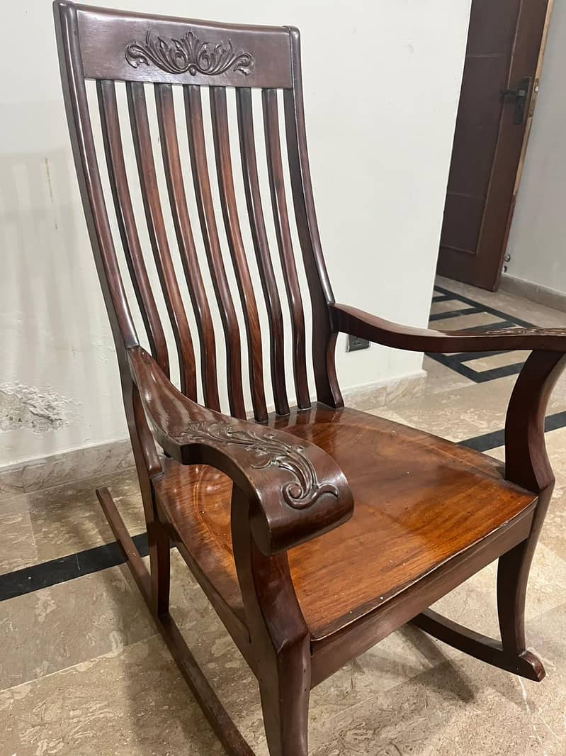 Solid sheesham chair 1