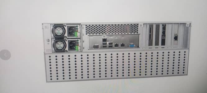 24-Slot High-performance Storage