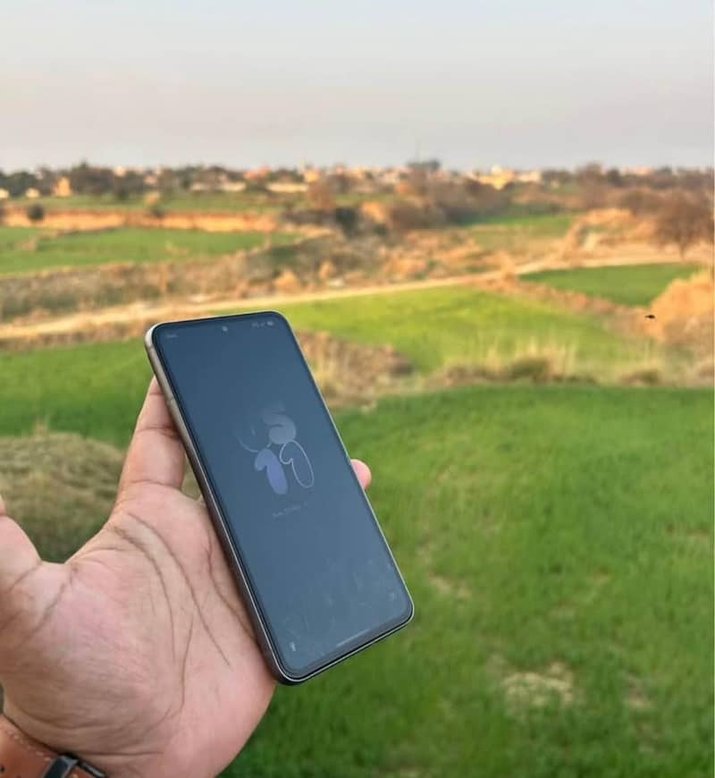 Google Pixel 8 3